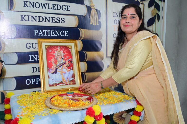 Teacher's Day celebration at Sanskar Vidyapeeth – photo 36